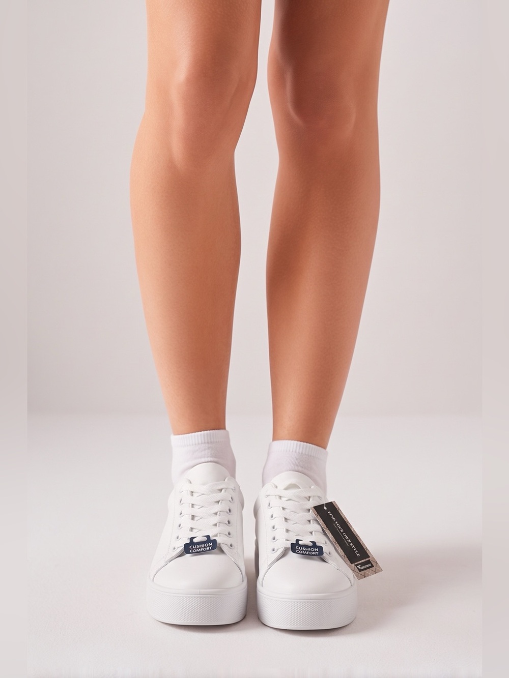 Jabasic White Platform Lace-Up Faux Leather Sneakers -Women’s Size 8 NWT